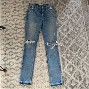 GRLFRND Natalia split hem jeans